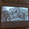 OVH17 Twee mannen op een der eerste GTW-vrachtwagens